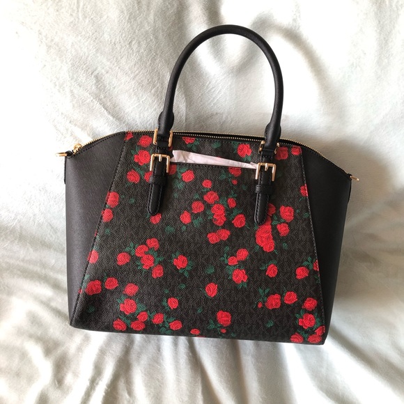 SOLD 2 Piece Micheal Kors Satchel & Wallet Set - Picture 3 of 8